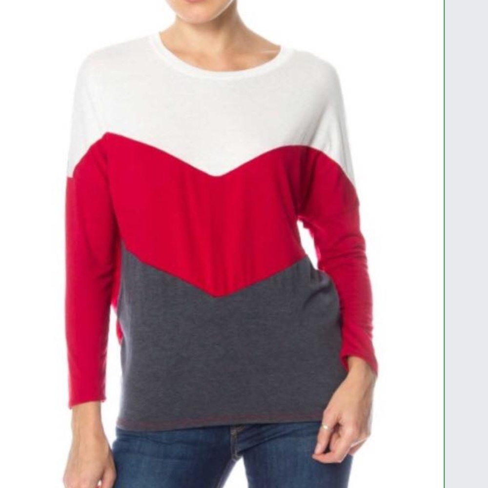 L/S Chevron Tee in charcoal, red and white